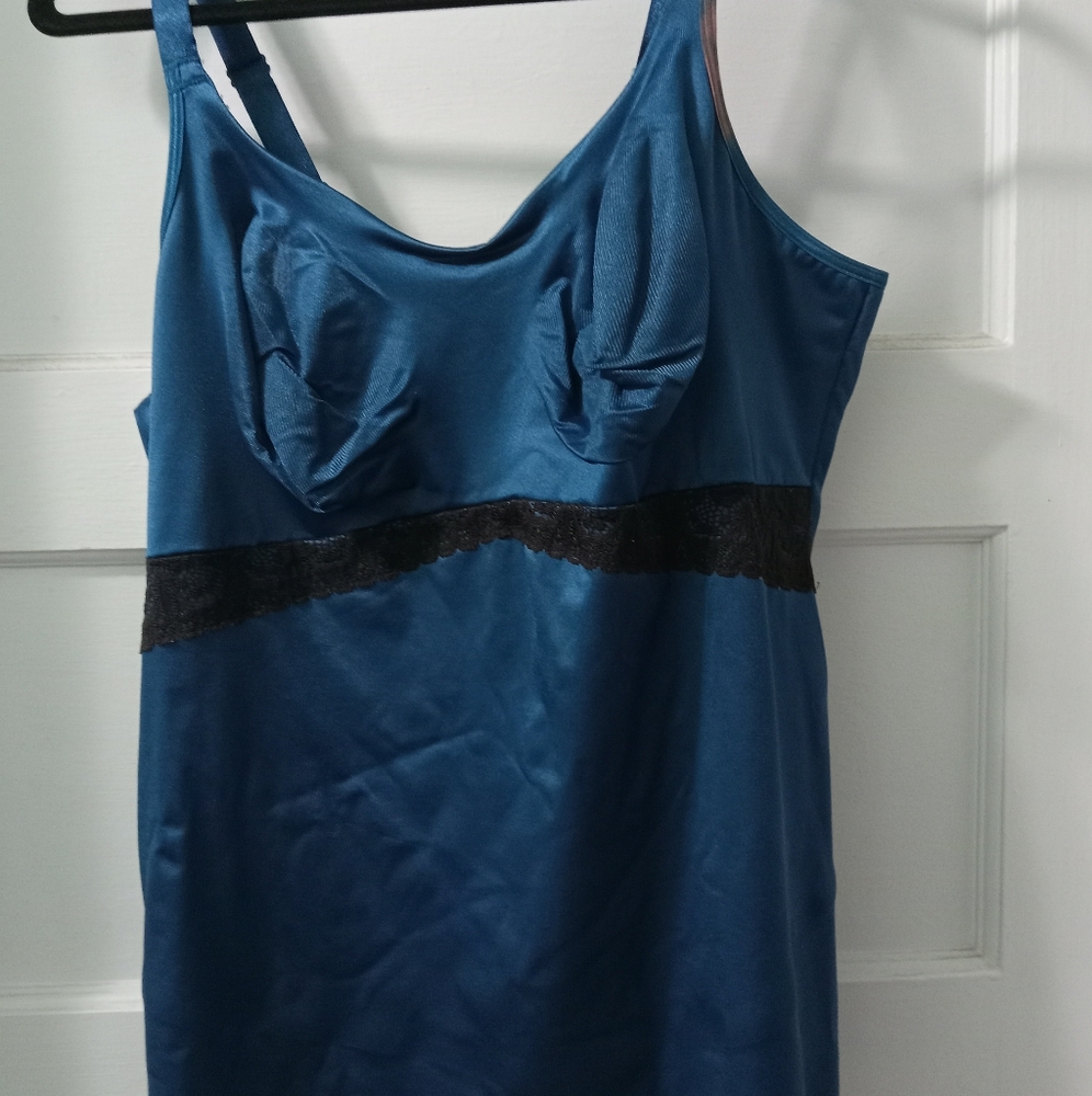 Ruby Ribbon Lace cami - Style 3024 Teal Gently used. Discoloration on the arm